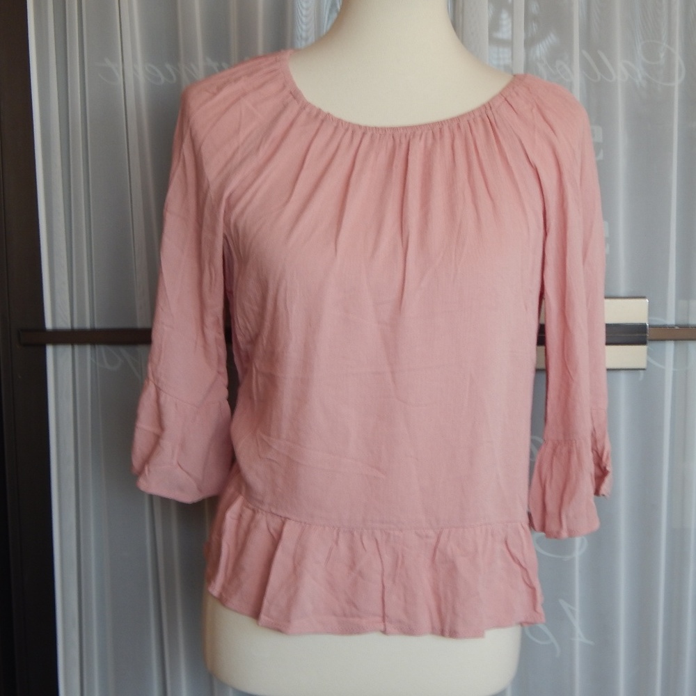 NWT WAYF Pink Off-the-Shoulder Blouse 3/4 Sleeve